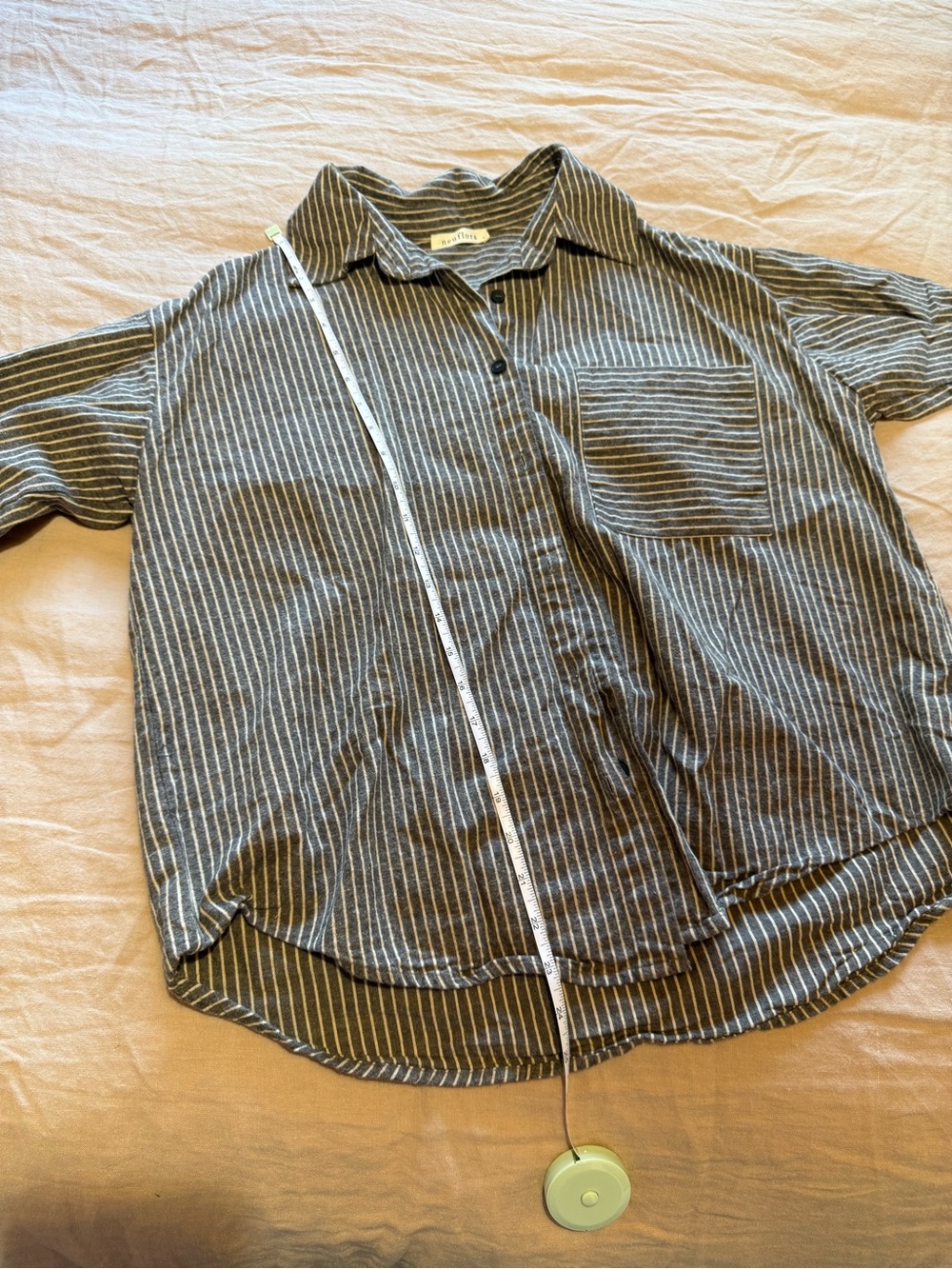 Neuflora Button Down - Picture 7 of 10